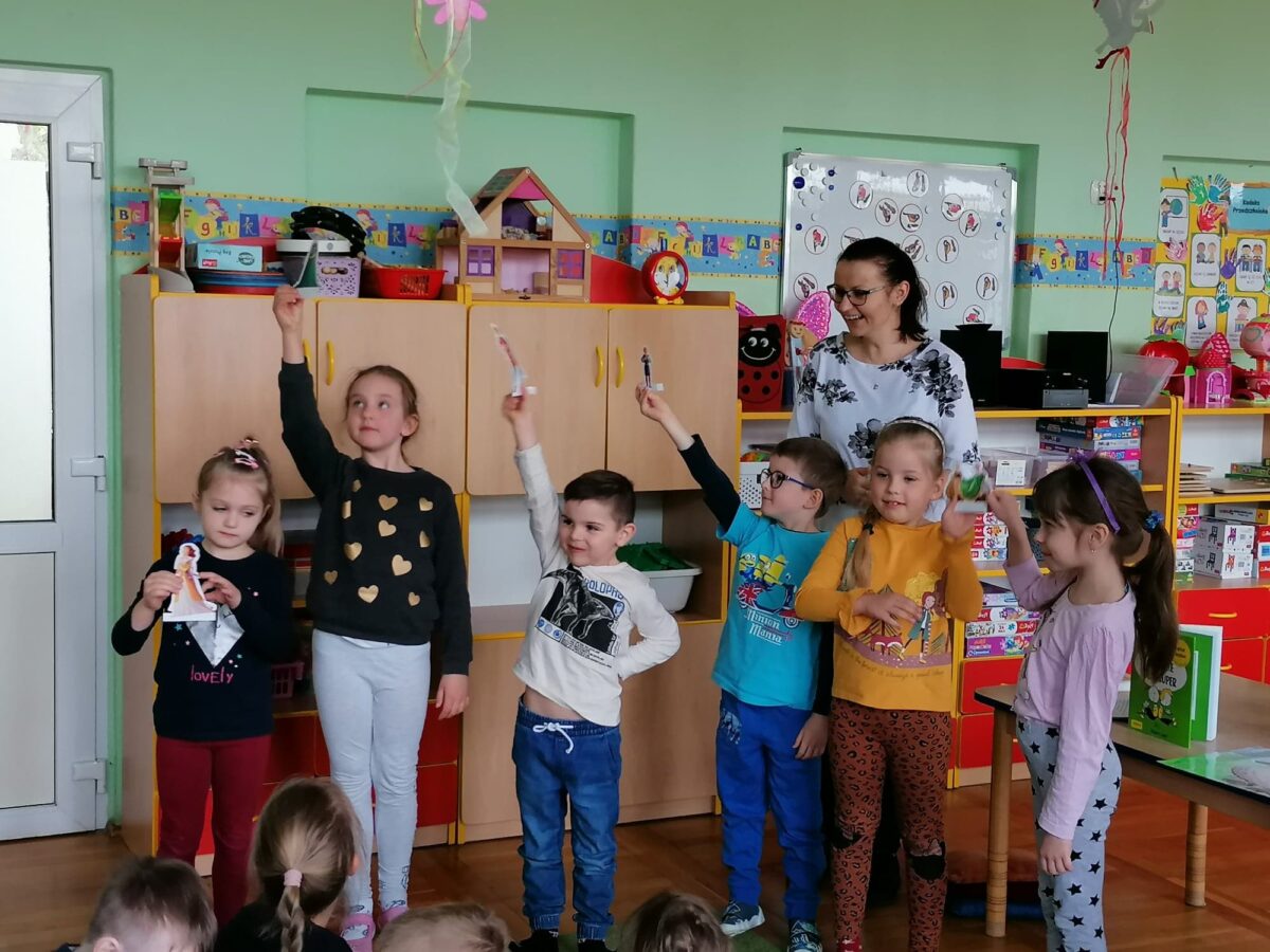 Tydzień z Andersenem z okazji Międzynarodowego Dnia Książki dla Dzieci w ramach akcji “Cała Polska czyta dzieciom”