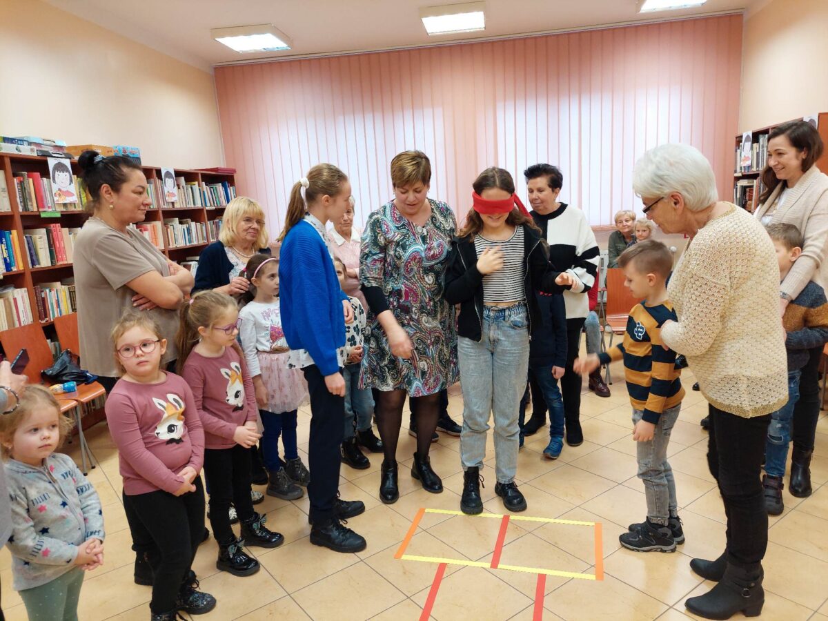 „Biblioteka Pokoleń” w ramach akcji Cała Polska Czyta Dzieciom