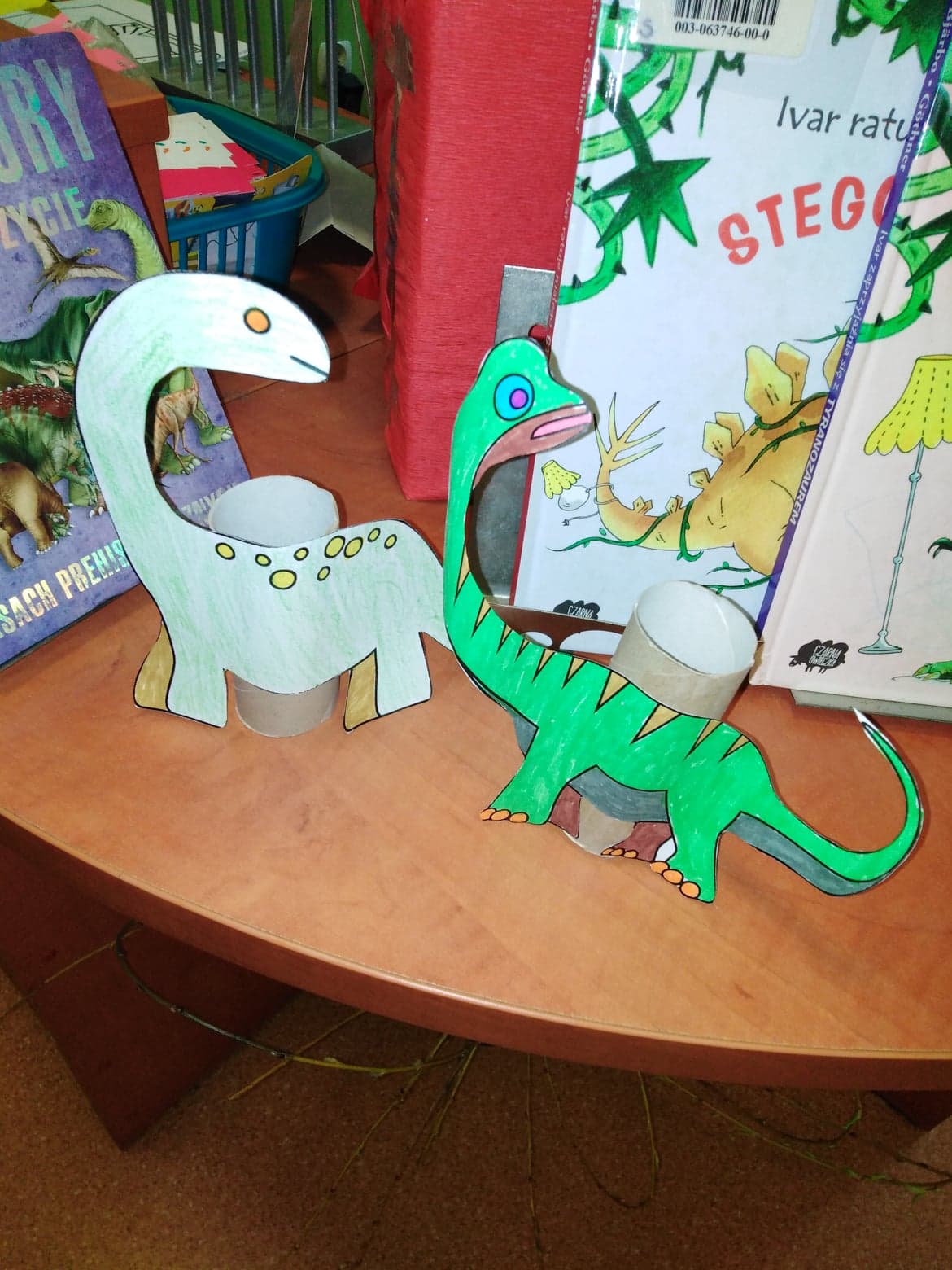 Dzień Dinozaura w Wypożyczalni dla Dzieci