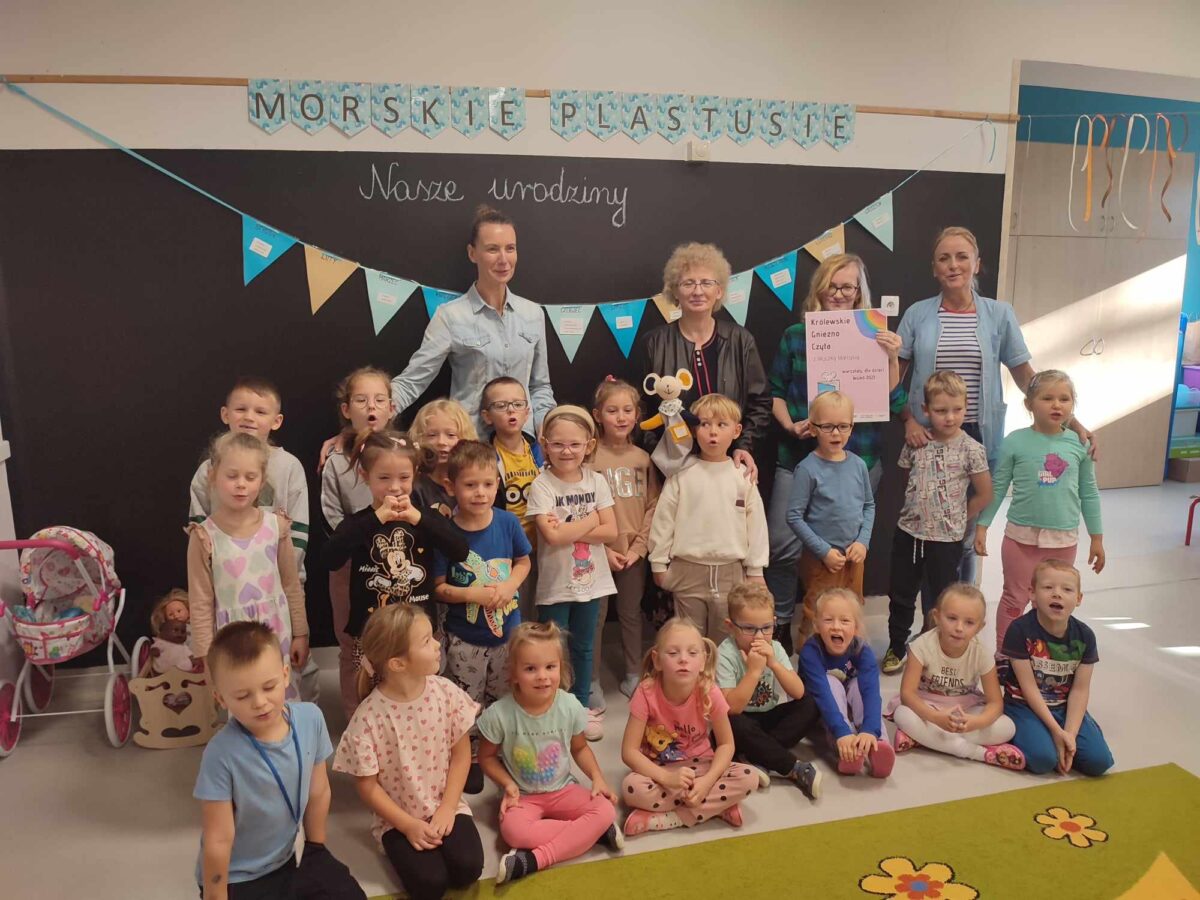 Czytelnicze tournée bibliotecznej Myszki Marcysi